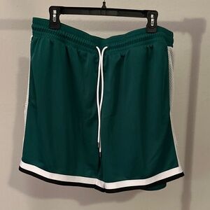 Xersion Green Athletic Shorts